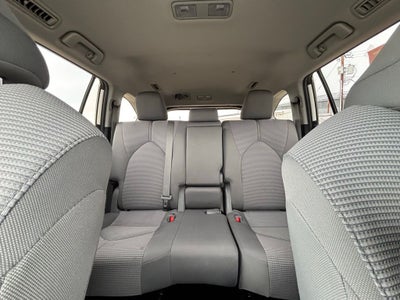 2020 Toyota Highlander LE