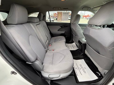 2020 Toyota Highlander LE