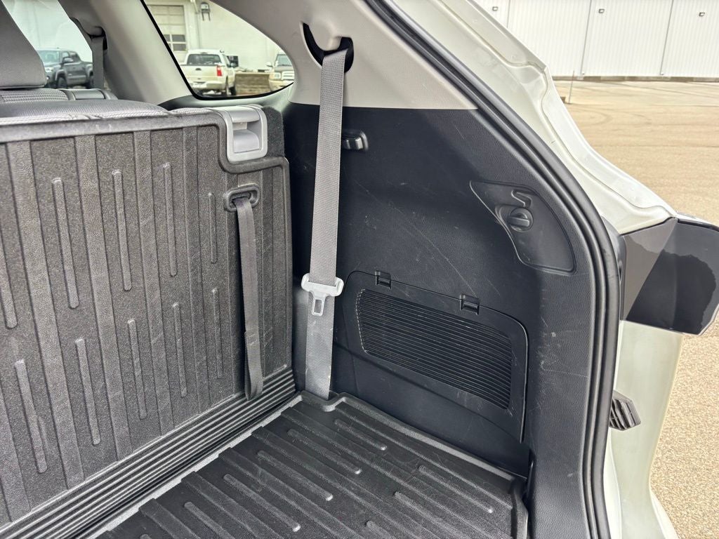 2020 Toyota Highlander LE