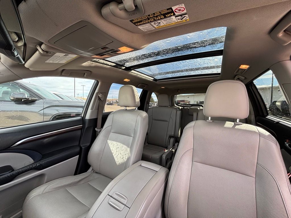 2015 Toyota Highlander Limited Platinum V6