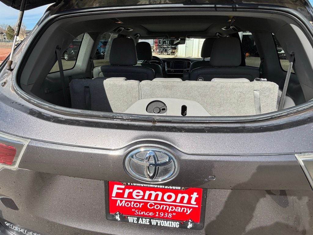 2015 Toyota Highlander Limited Platinum V6