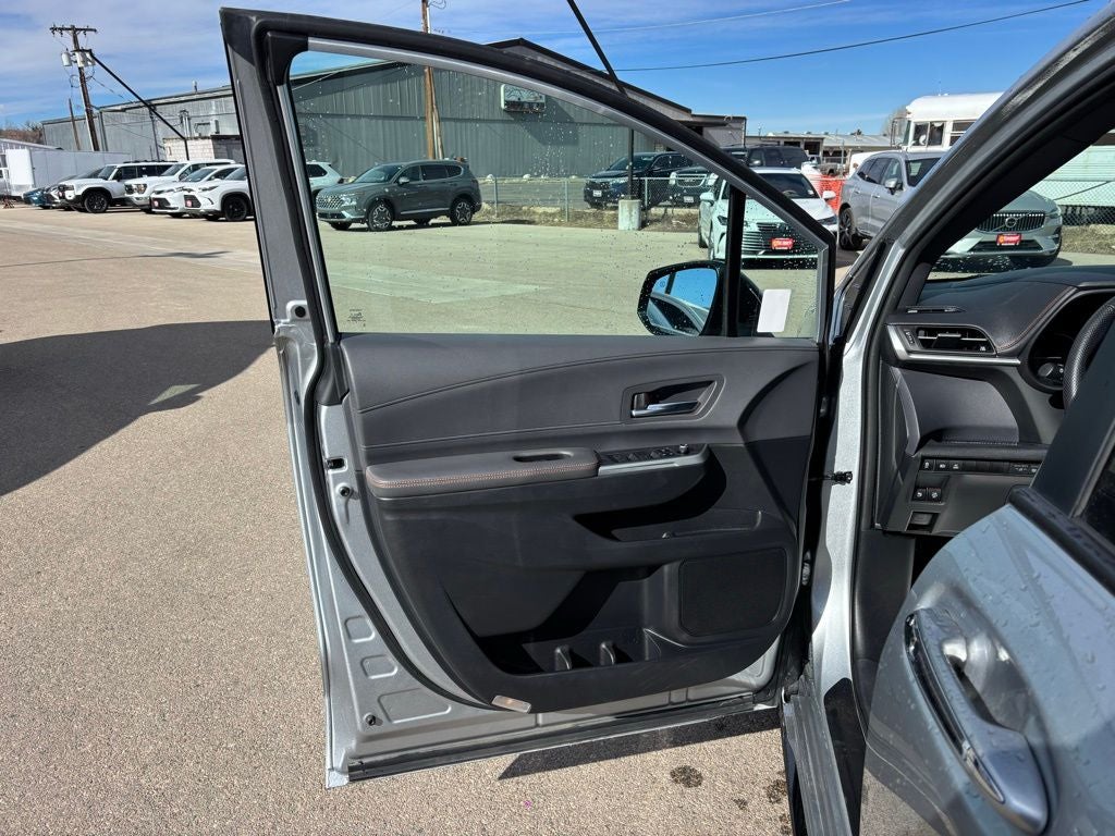 2022 Toyota Sienna XSE 7 Passenger