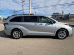 2022 Toyota Sienna XSE 7 Passenger