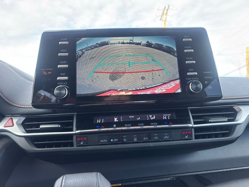 2022 Toyota Sienna XSE 7 Passenger