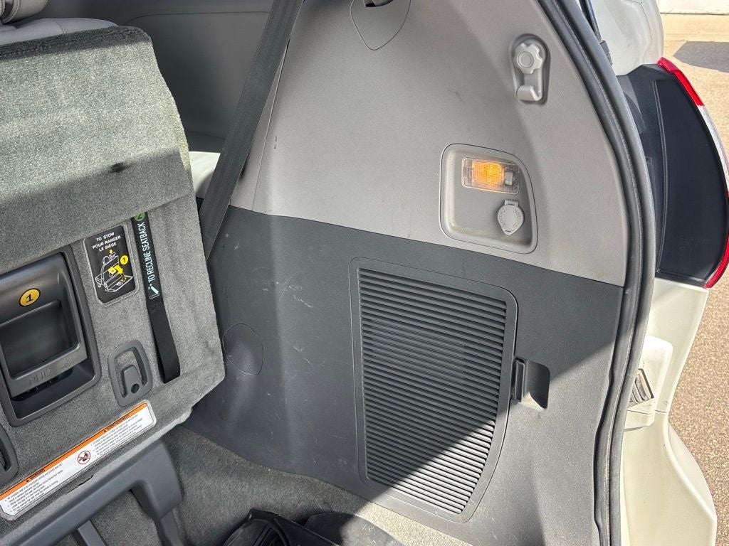 2018 Toyota Sienna XLE 7 Passenger