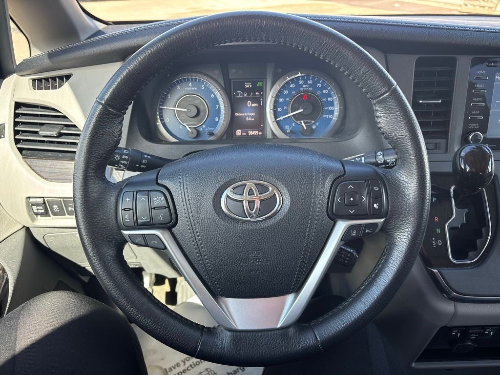 2018 Toyota Sienna XLE 7 Passenger