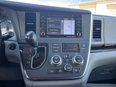 2018 Toyota Sienna XLE 7 Passenger