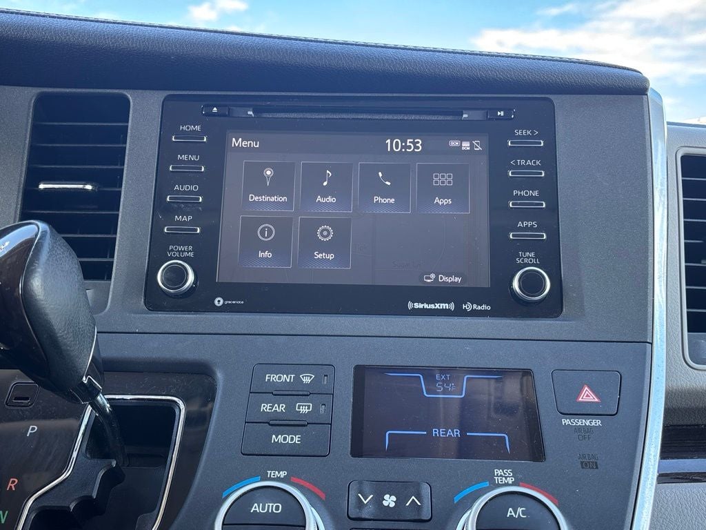 2018 Toyota Sienna XLE 7 Passenger