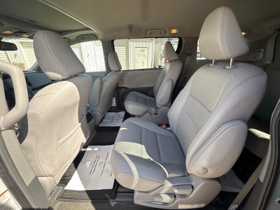 2018 Toyota Sienna XLE 7 Passenger