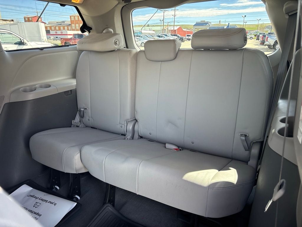 2018 Toyota Sienna XLE 7 Passenger