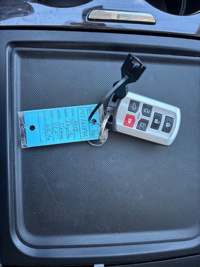 2018 Toyota Sienna XLE 7 Passenger
