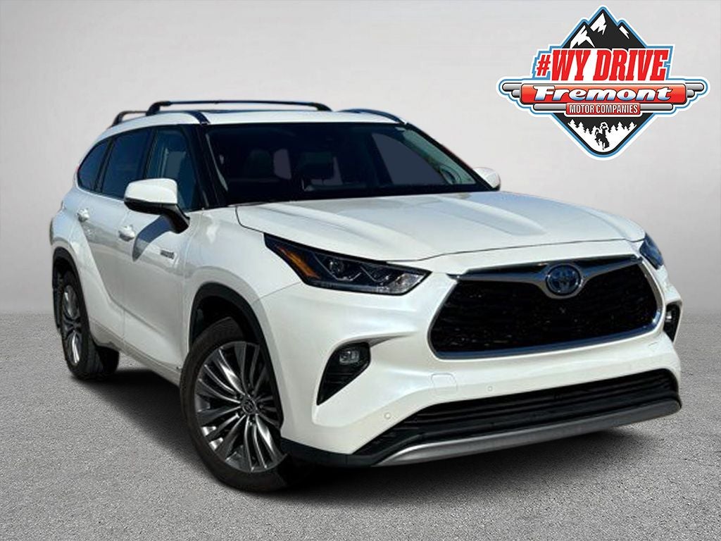 2021 Toyota Highlander Hybrid Platinum
