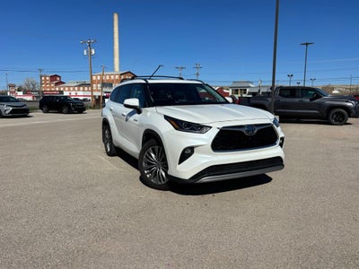 2021 Toyota Highlander Hybrid Platinum