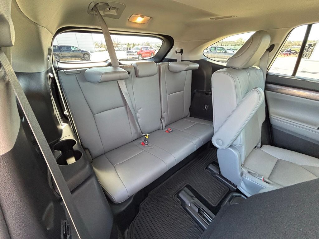 2021 Toyota Highlander Hybrid Platinum