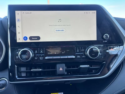 2023 Toyota Highlander Hybrid Platinum