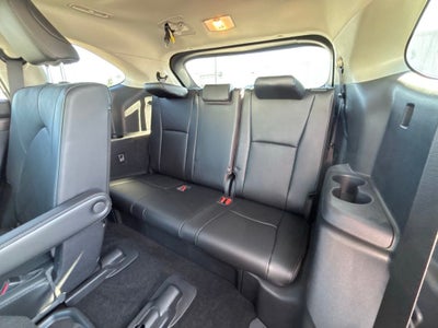 2023 Toyota Highlander Hybrid Platinum