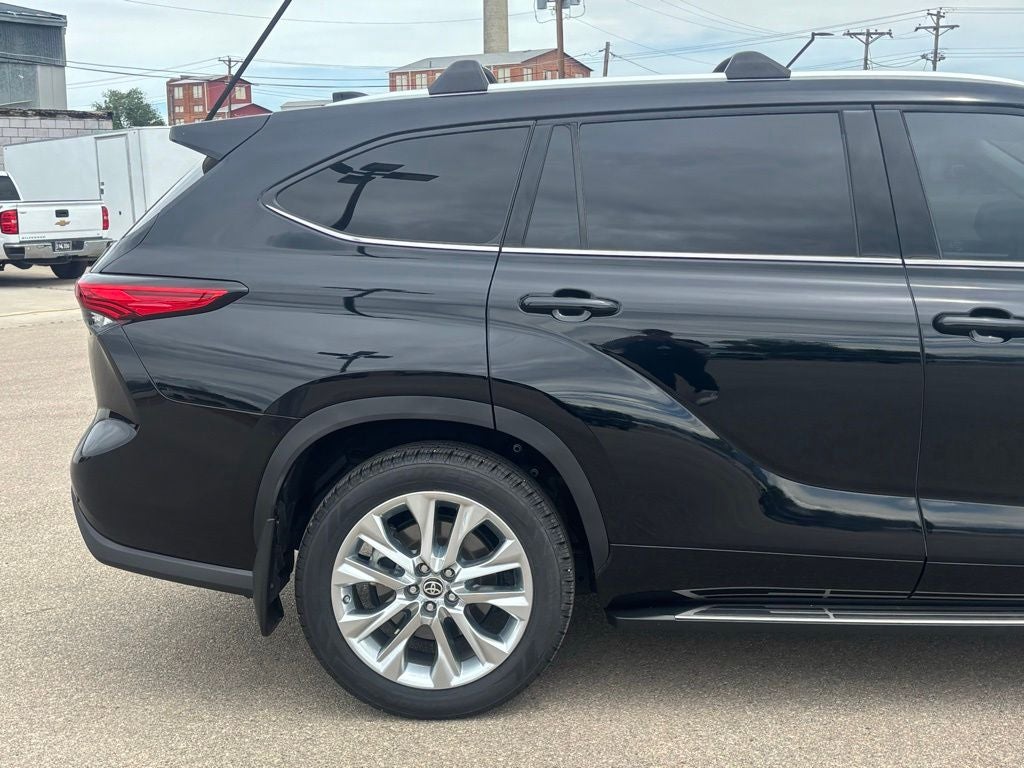 2023 Toyota Highlander Limited