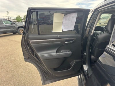 2023 Toyota Highlander Limited