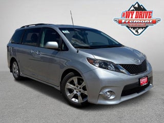 2013 Toyota Sienna SE 8 Passenger