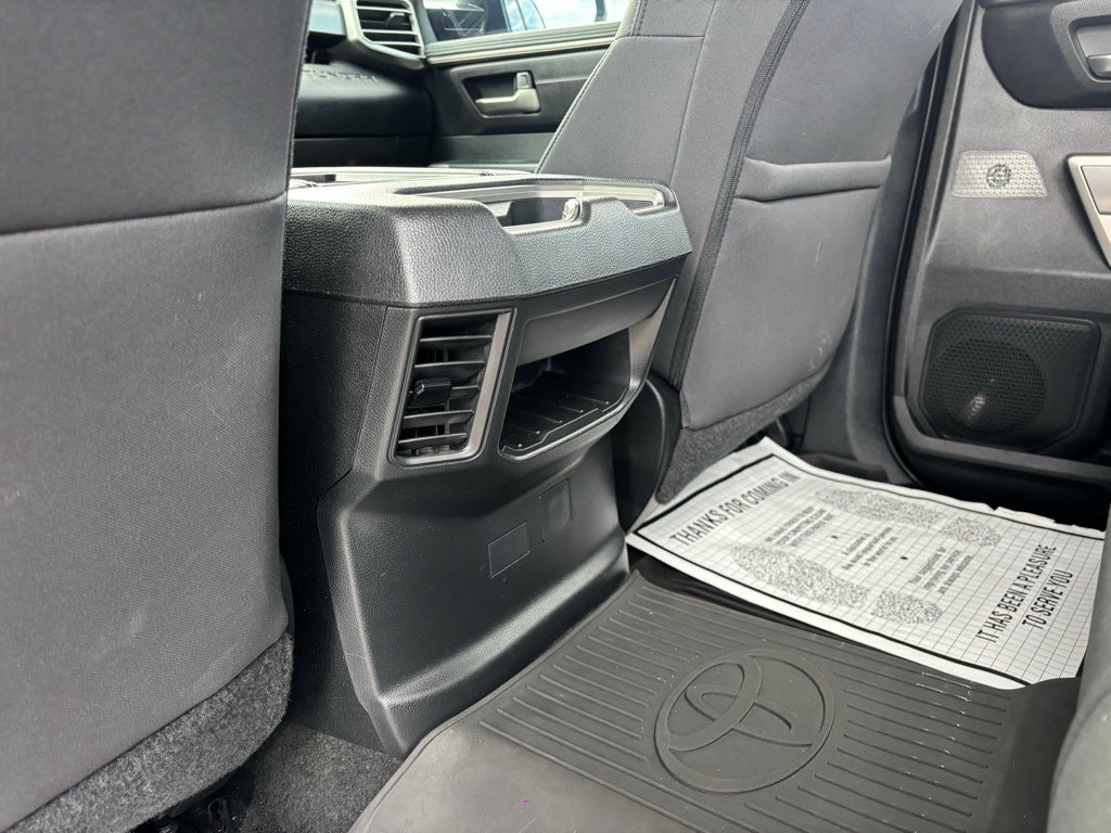 2022 Toyota Tundra SR5