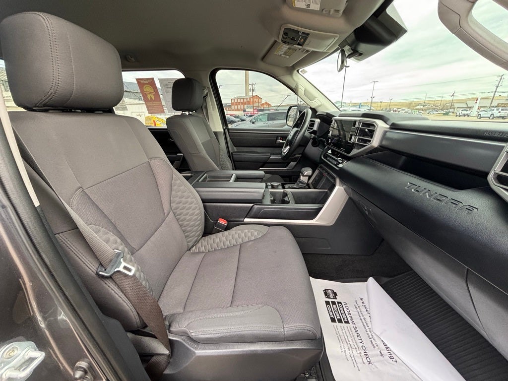 2022 Toyota Tundra SR5