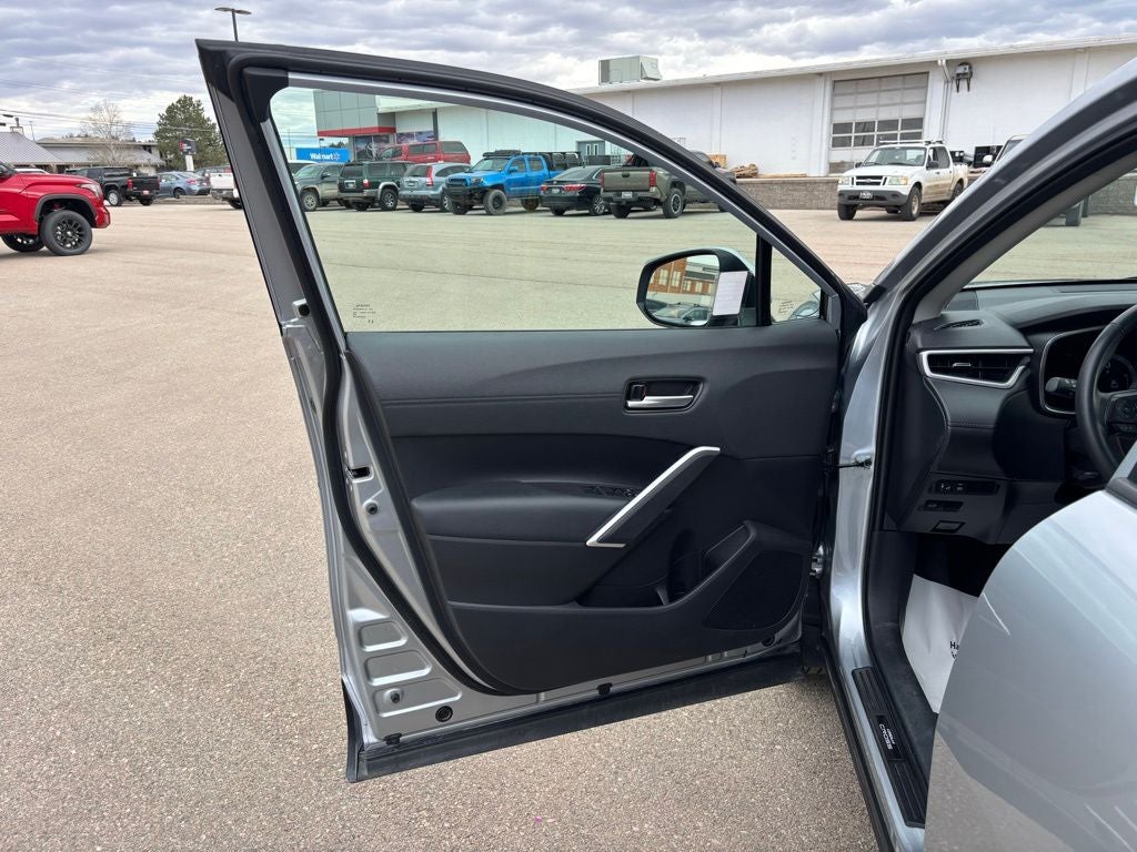 2024 Toyota Corolla Cross XLE