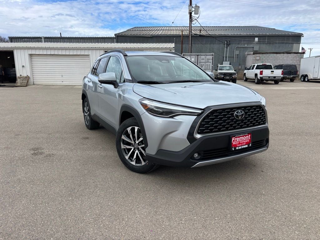 2024 Toyota Corolla Cross XLE