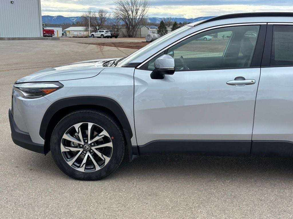 2024 Toyota Corolla Cross XLE