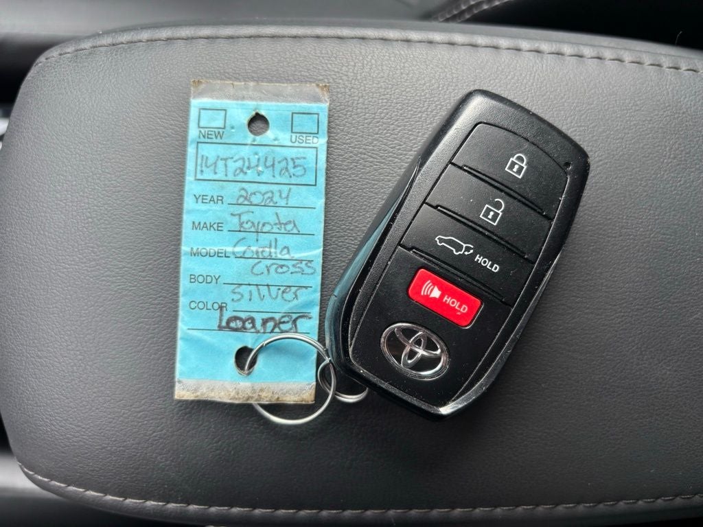 2024 Toyota Corolla Cross XLE