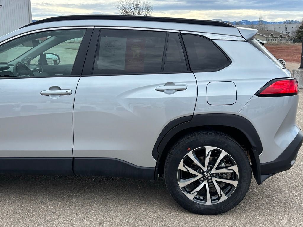 2024 Toyota Corolla Cross XLE