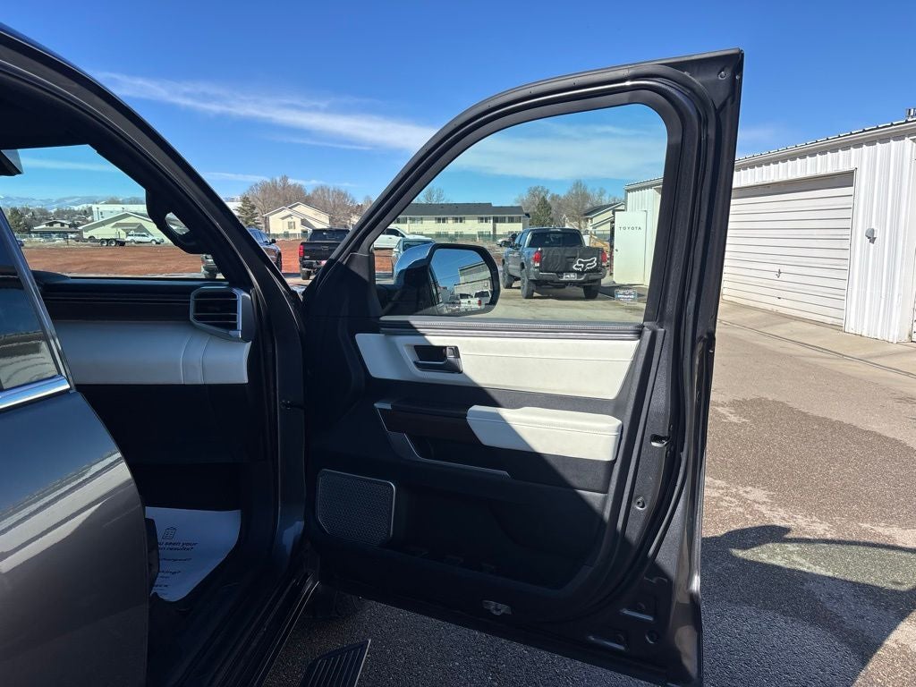 2023 Toyota Sequoia Capstone