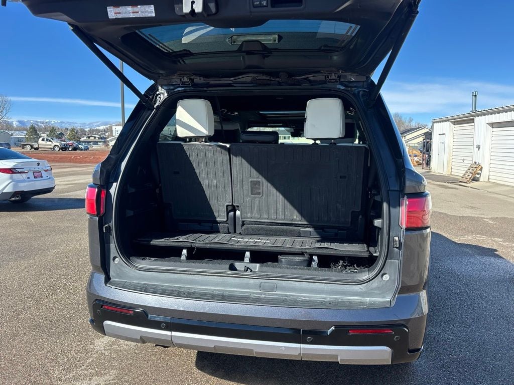 2023 Toyota Sequoia Capstone