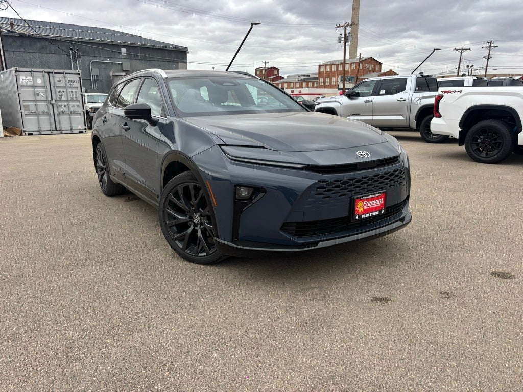 2025 Toyota Crown Signia Limited