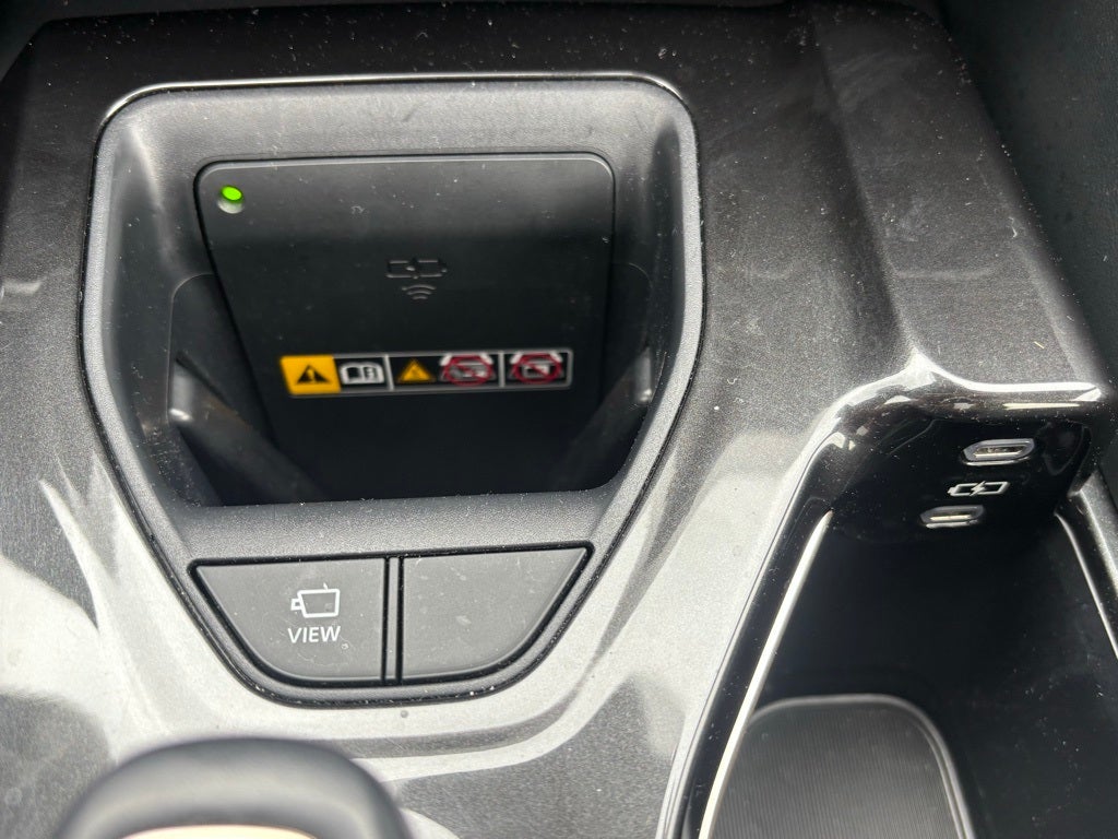 2025 Toyota Crown Signia Limited