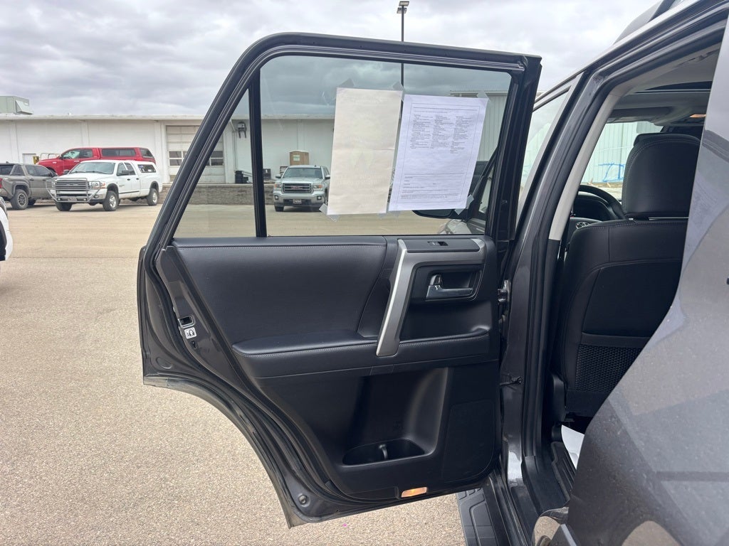 2022 Toyota 4Runner SR5 Premium