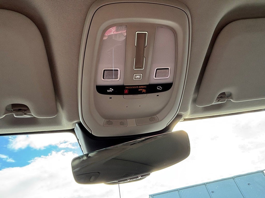 2023 Volvo XC60 Recharge Plug-In Hybrid Ultimate