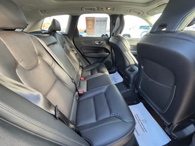 2023 Volvo XC60 Recharge Plug-In Hybrid Ultimate