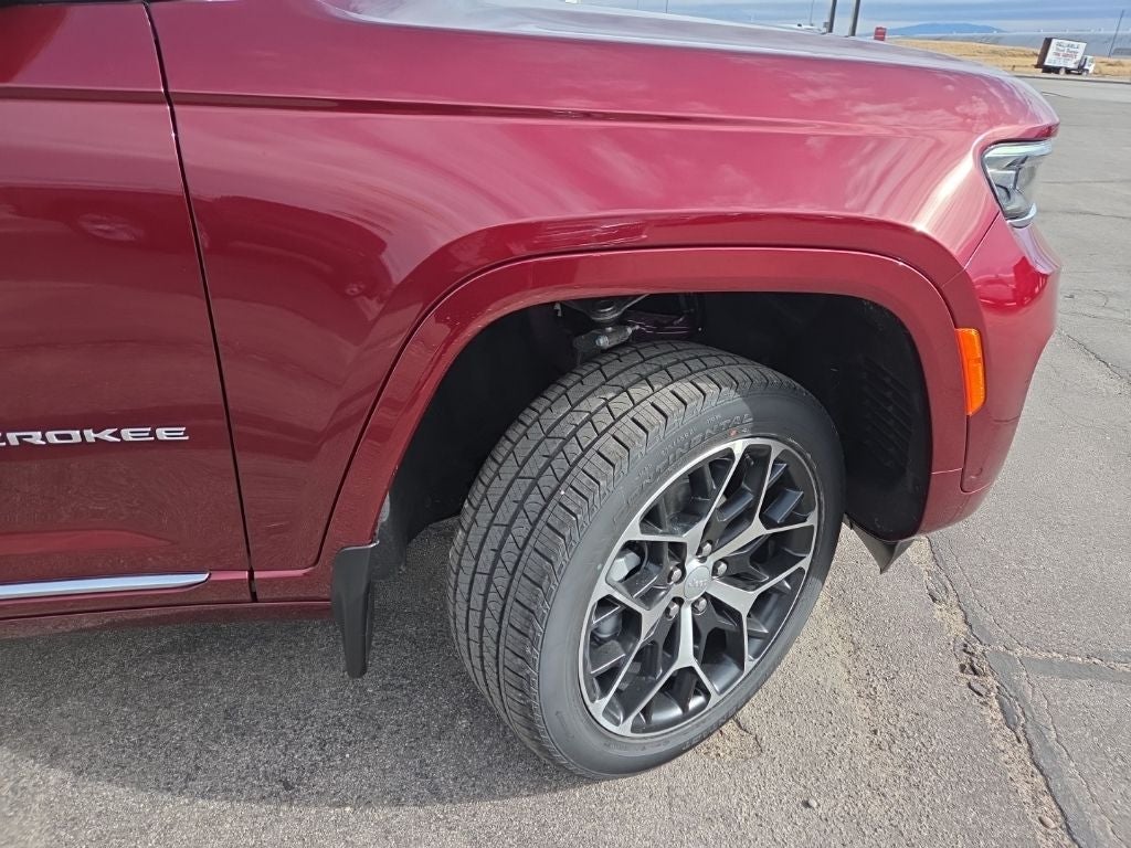 2025 Jeep Grand Cherokee Summit Reserve