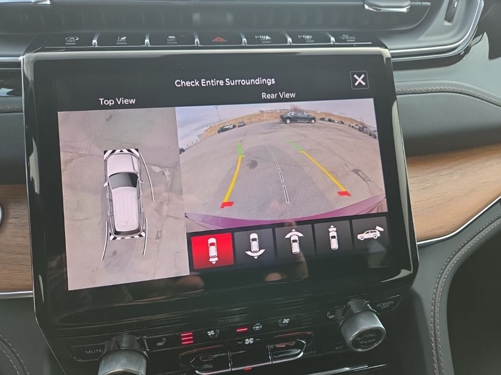 2025 Jeep Grand Cherokee Summit Reserve