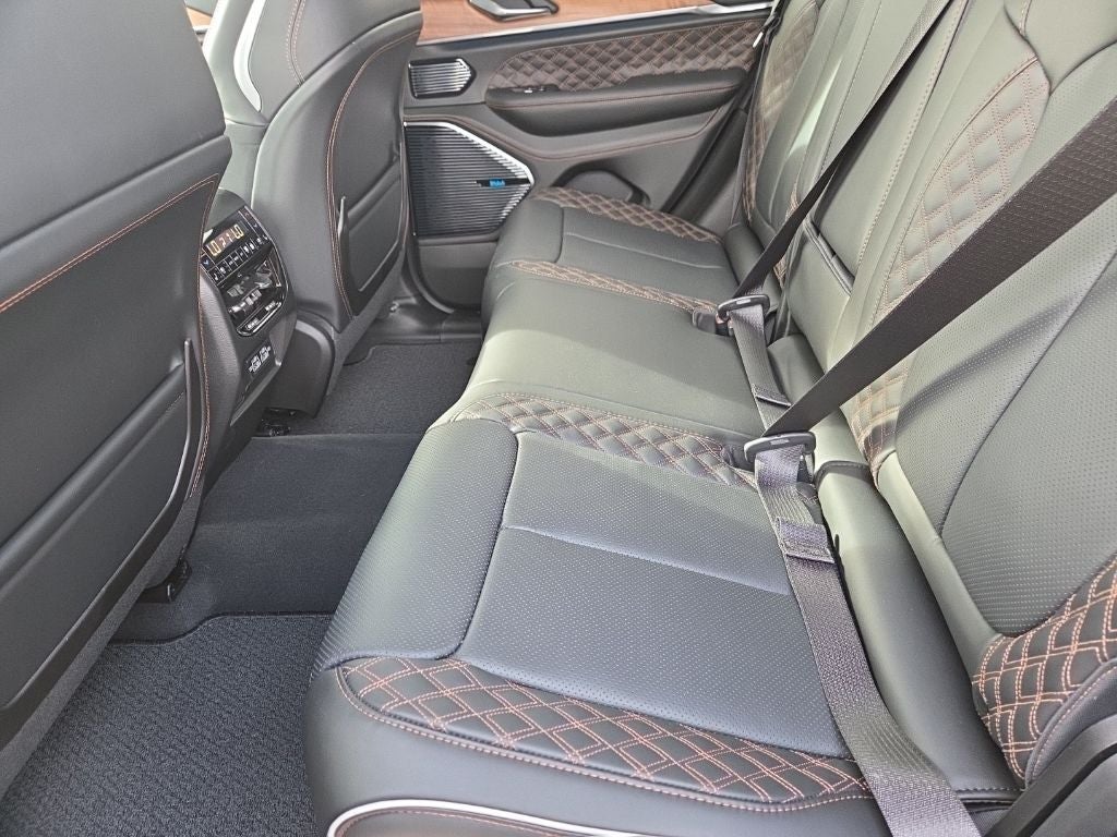 2025 Jeep Grand Cherokee Summit Reserve