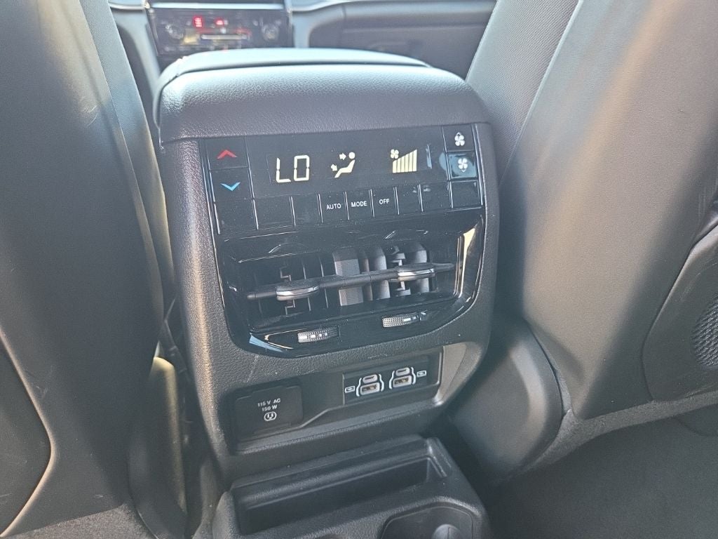 2023 Jeep Grand Cherokee L Altitude X