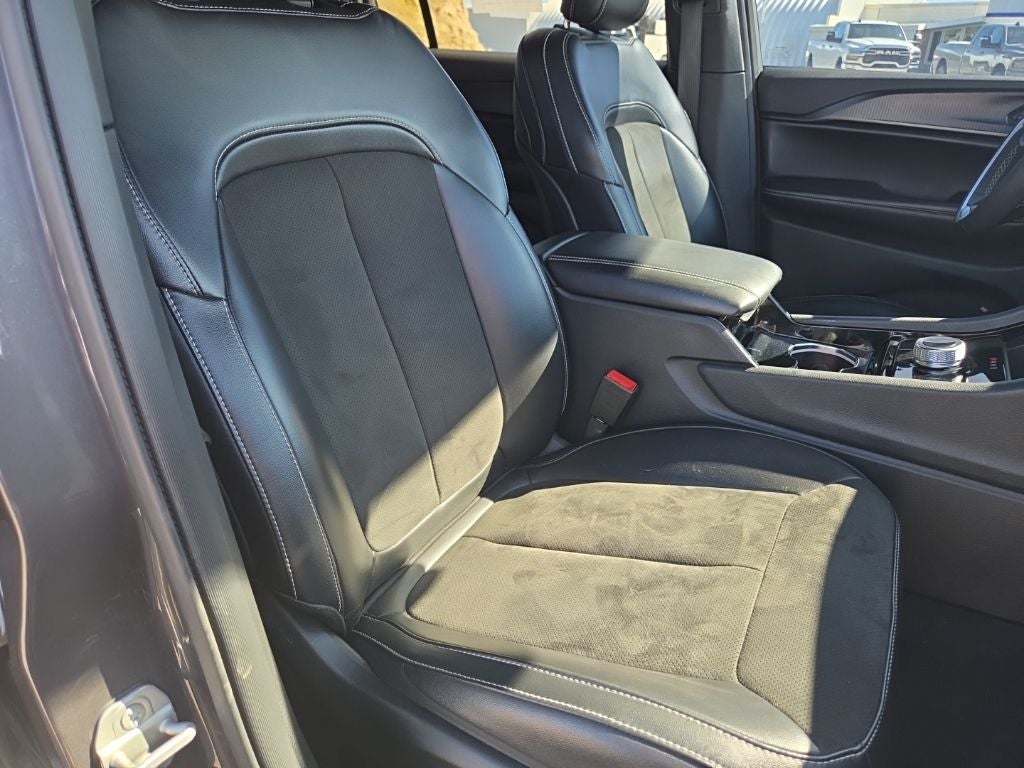 2023 Jeep Grand Cherokee L Altitude X