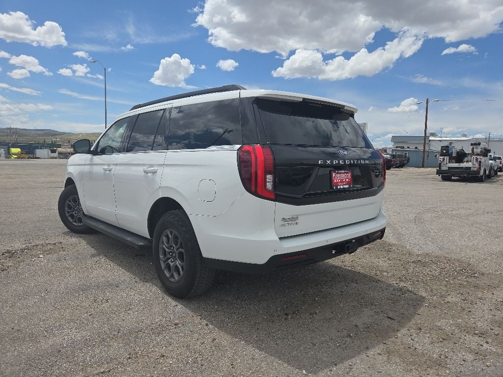 2025 Ford Expedition Active - Photo 10
