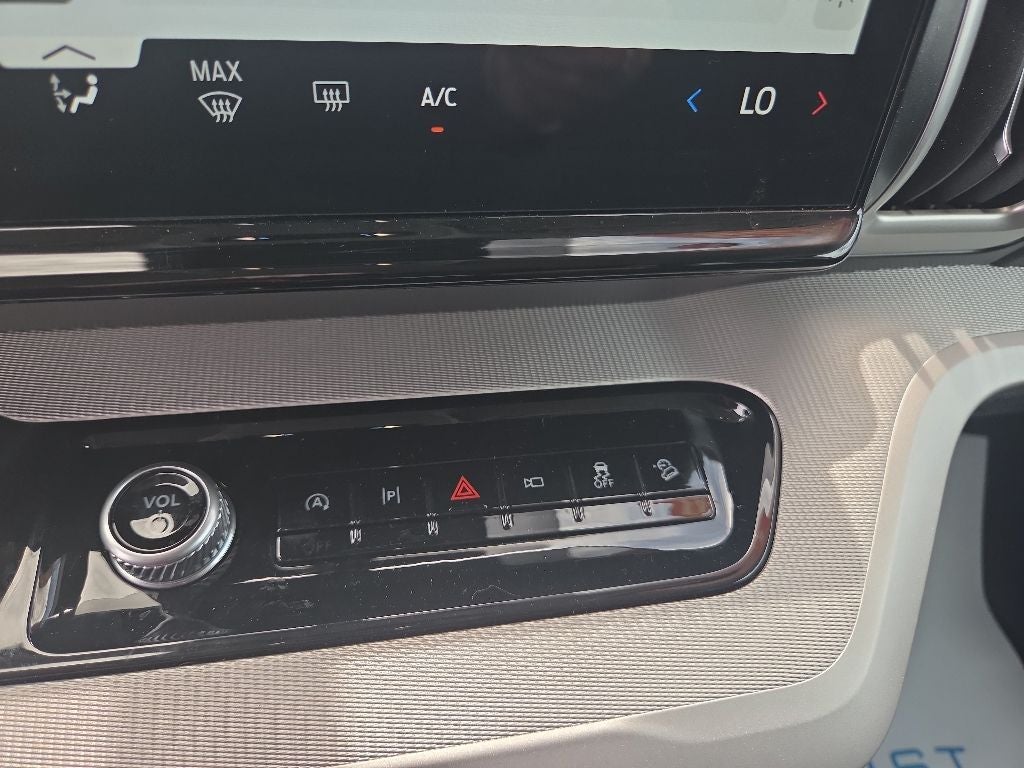 2025 Ford Expedition Active - Photo 28