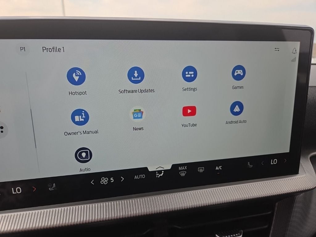 2025 Ford Explorer ST-Line 4WD