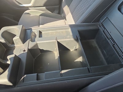 2022 Nissan Titan SV