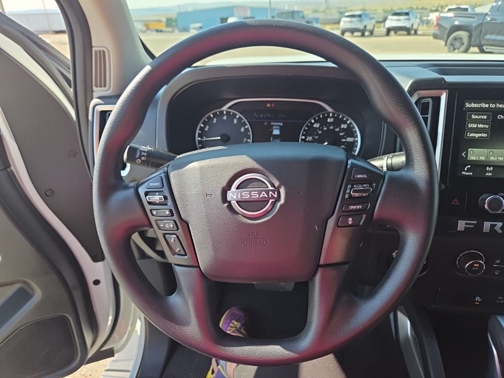 2025 Nissan Frontier SV