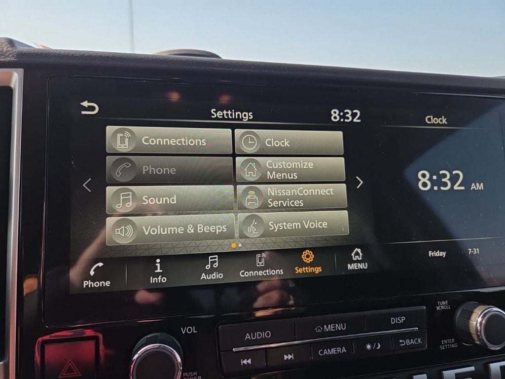 2025 Nissan Frontier SV