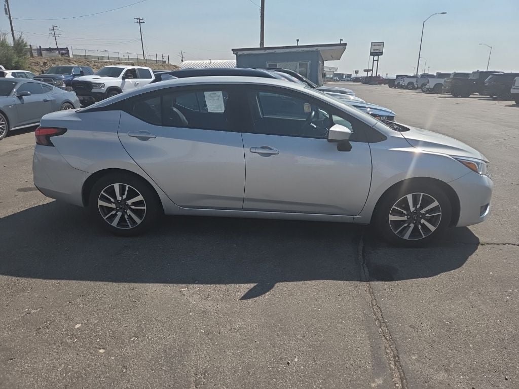 2024 Nissan Versa 1.6 SV
