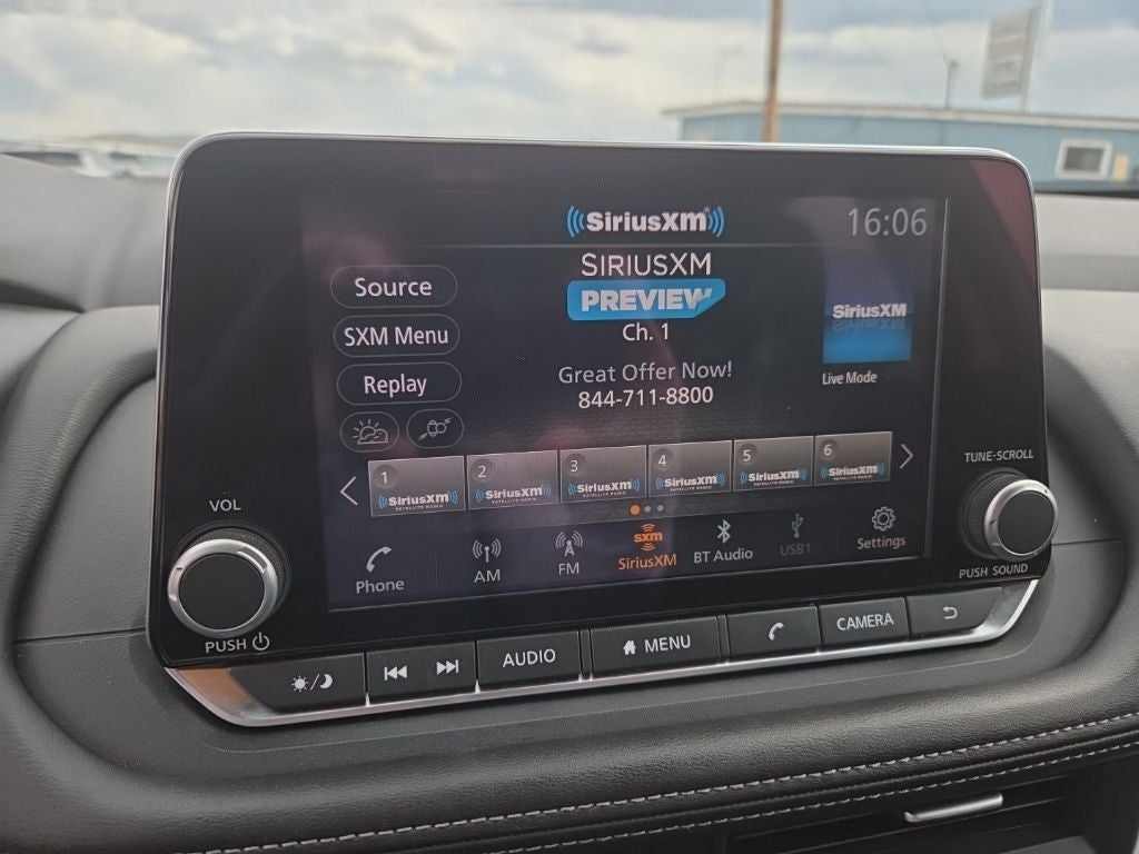 2025 Nissan Rogue SV